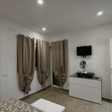 A Casa Di Stefy * سان ماورو سيلينتو